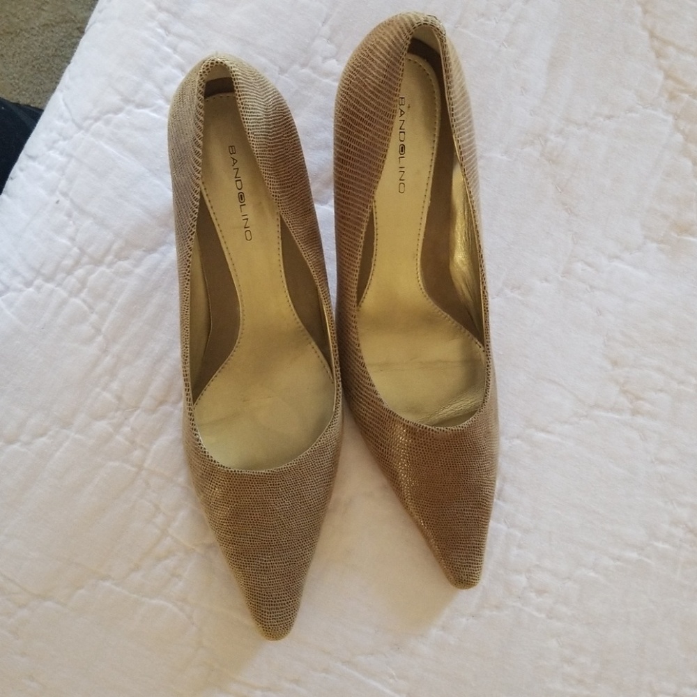 Bandolino pumps
